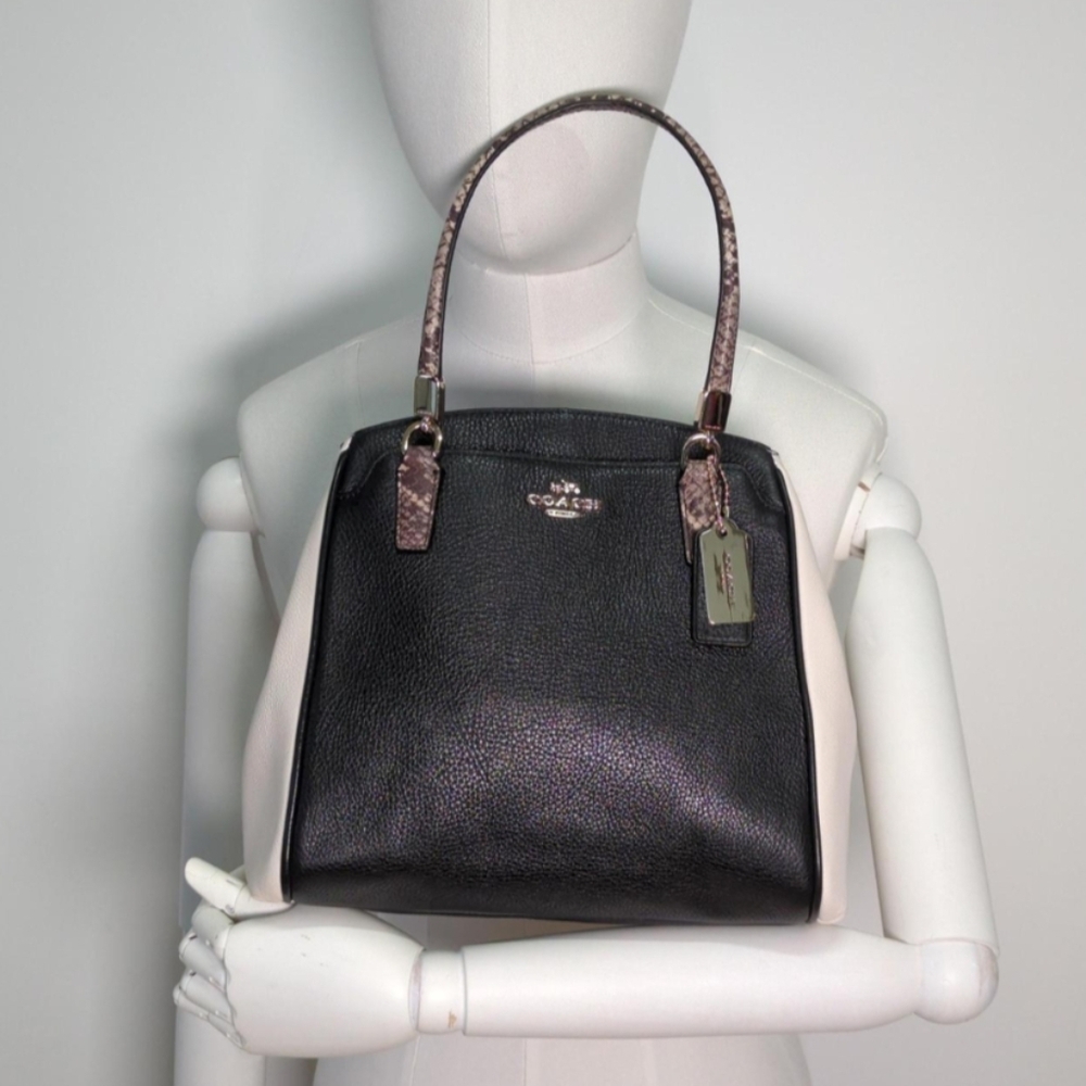 Coach Minetta Crossbody in black & white pebbled leather with a snakeskin Emboss